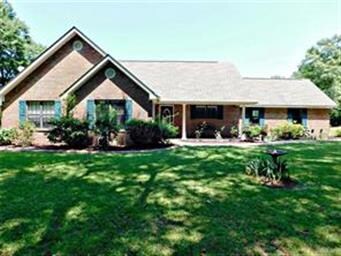 Immaculate 1 owner home!