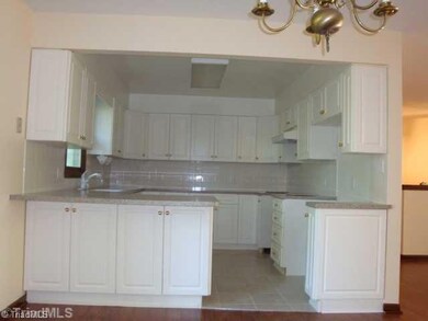 306 Havenwood Dr, Archdale, NC 27263 - photo 4