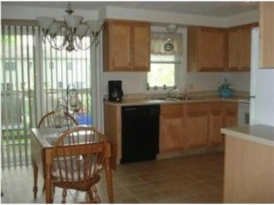 163 New River Rd unit 163, Manville, RI 02838 - photo 4