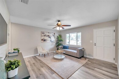 8100 5th St N, Saint Petersburg, FL 33702 - photo 5
