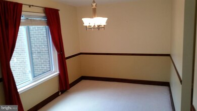 3109 Buccaneer Ct unit 202, Fairfax, VA 22031 - photo 3