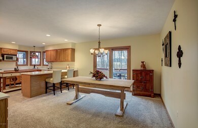 8725 Fawn Crest 3