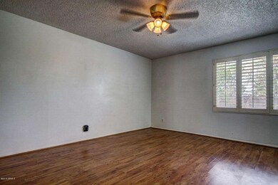 3911 W Carol Ave, Phoenix, AZ 85051 - photo 4