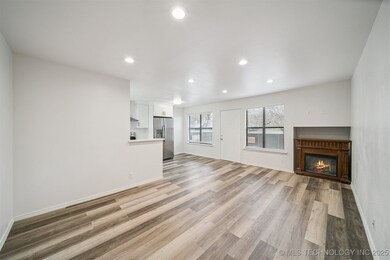 7721 S Yale Ave unit 311, Tulsa, OK 74136 - photo 4