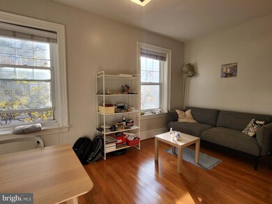 1955 Locust St unit 3F, Philadelphia, PA 19103 - photo 2
