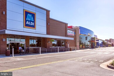 12501 Hayes Ct unit 204, Fairfax, VA 22033 - photo 5