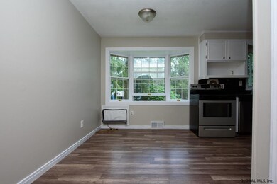 18 Greenleaf Dr, Delmar, NY 12054 - photo 7