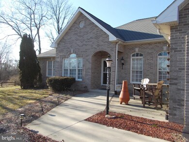 11336 Marbern Rd, Hagerstown, MD 21740 - photo 3