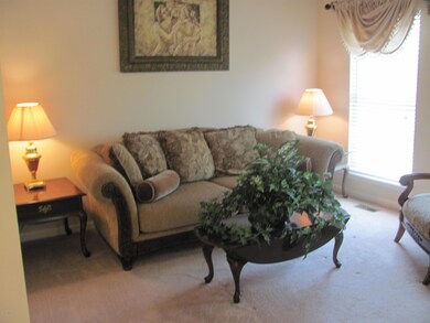 8705 Sanctuary Ln, Louisville, KY 40291 - photo 3