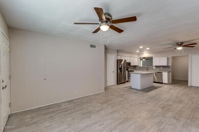956 S Grand, Mesa, AZ 85210 - photo 6