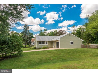 403 Saratoga Dr, Cherry Hill, NJ 08002 - photo 2