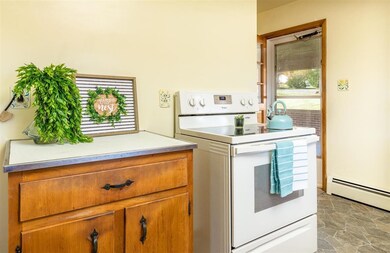 214 Montgomery Rd, Staunton, VA 24401 - photo 7