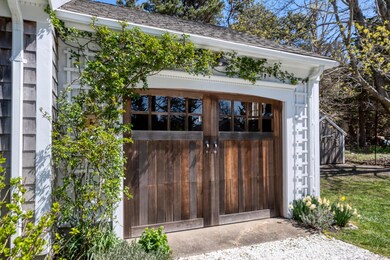 3_Garage_high_3851918