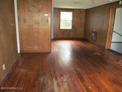 5605 Leslie Rd, Jacksonville, FL 32244 - photo 4