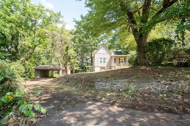 423 Iotla St, Franklin, NC 28734 - photo 4