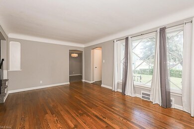 19800 Libby Rd, Maple Heights, OH 44137 - photo 5