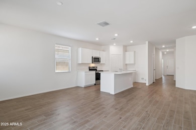 18362 W Hackamore Dr, Wittmann, AZ 85361 - photo 5