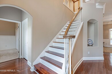 7 Foyer-2
