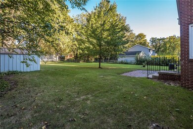 2741 51st St, Des Moines, IA 50310 - photo 3