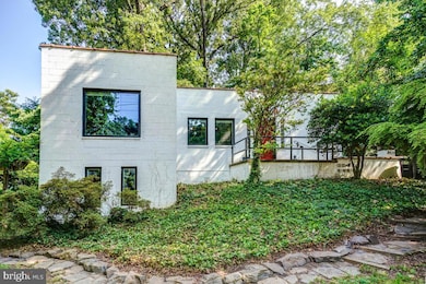 4029 8th St S, Arlington, VA 22204 - photo 2