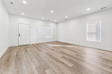 547 Berkeley Rd, Columbus, OH 43205 - photo 4