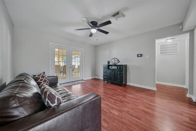 8607 Sunmoore Ct, Houston, TX 77088 - photo 3