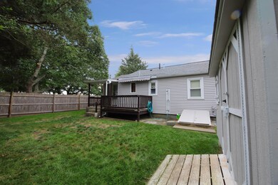 18 Beach St, Wareham, MA 02571 - photo 5