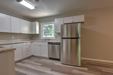 1508 Bell Ridge Rd, Johnson City, TN 37601 - photo 7