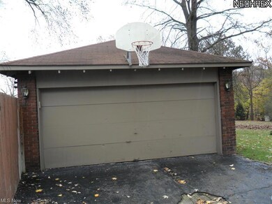 346 Poland Ave, Struthers, OH 44471 - photo 2