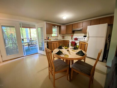 127 Rodeo Dr, Hawley, PA 18428 - photo 3