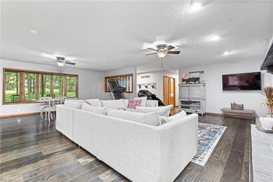 37015 Crescent Hill Rd, Osawatomie, KS 66064 - photo 4