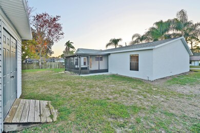 6209 Alderwood Ave-5