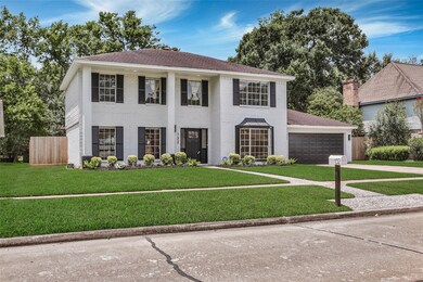 132 Saint Andrews Dr, Friendswood, TX 77546 - photo 3