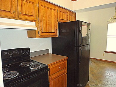 1110 N Oklahoma Ave, Okmulgee, OK 74447 - photo 3