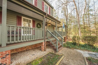 Beautiful full country porch!