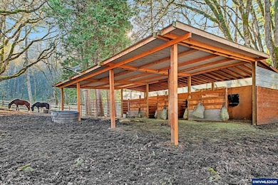 25845 Gap Rd, Brownsville, OR 97327 - photo 4