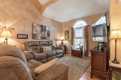 34 Hickory Crossing, Dracut, MA 01826 - photo 7