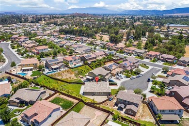 36202 Trail Creek Cir, Wildomar, CA 92595 - photo 7