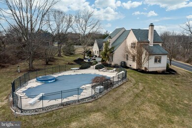 204 Nottingham Dr, Spring City, PA 19475 - photo 3