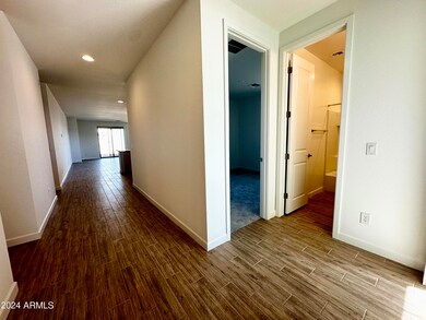 04- Foyer