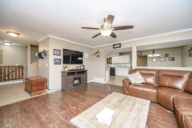 35-web-or-mls-170-e-crest-ct