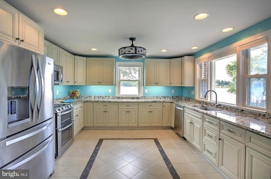 347 N Lakeshore Dr, Louisa, VA 23093 - photo 7