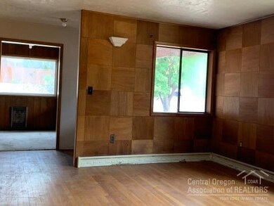 705 NE Franklin Ave, Bend, OR 97701 - photo 6