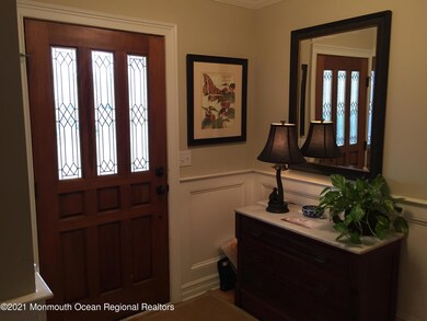 ENTRANCE FOYER