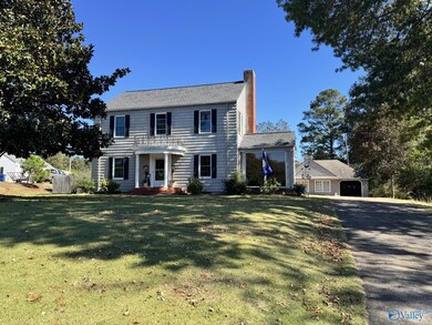 251 Brecon Cir, Talladega, AL 35160 - photo 2