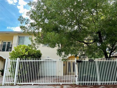 3154 & 3156 PLAZA ST