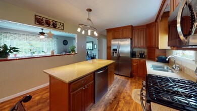 81-Everett-Rd-Poland-Maine-Kitchen