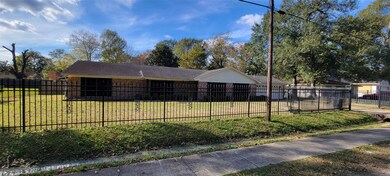 9303 Bertwood St, Houston, TX 77016 - photo 2