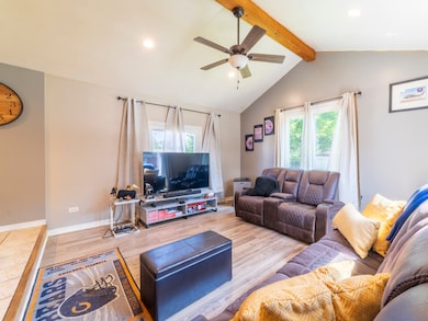 17519 Community St, Lansing, IL 60438 - photo 5