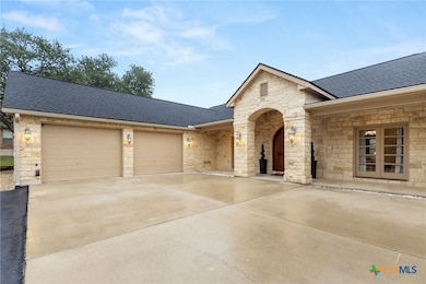 372 Shady Hollow, New Braunfels, TX 78132 - photo 6